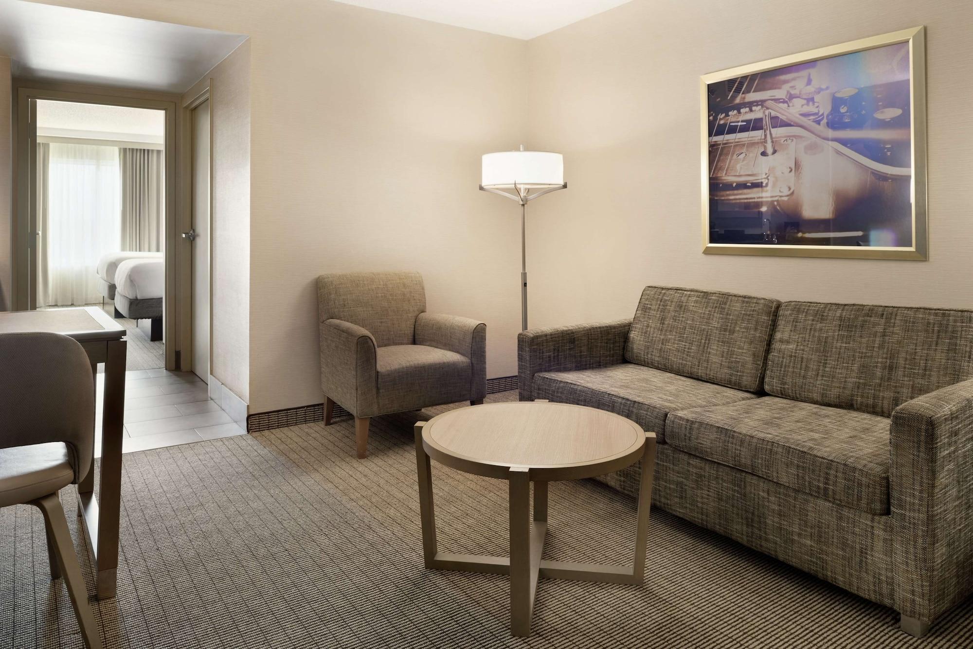 Embassy Suites By Hilton Cleveland Rockside Independence Dış mekan fotoğraf