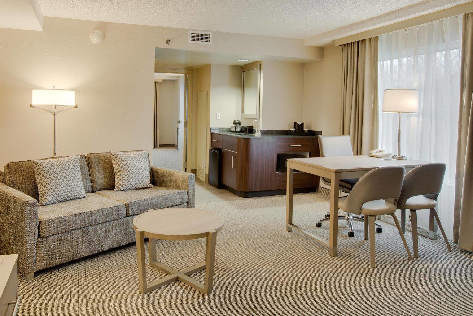 Embassy Suites By Hilton Cleveland Rockside Independence Dış mekan fotoğraf